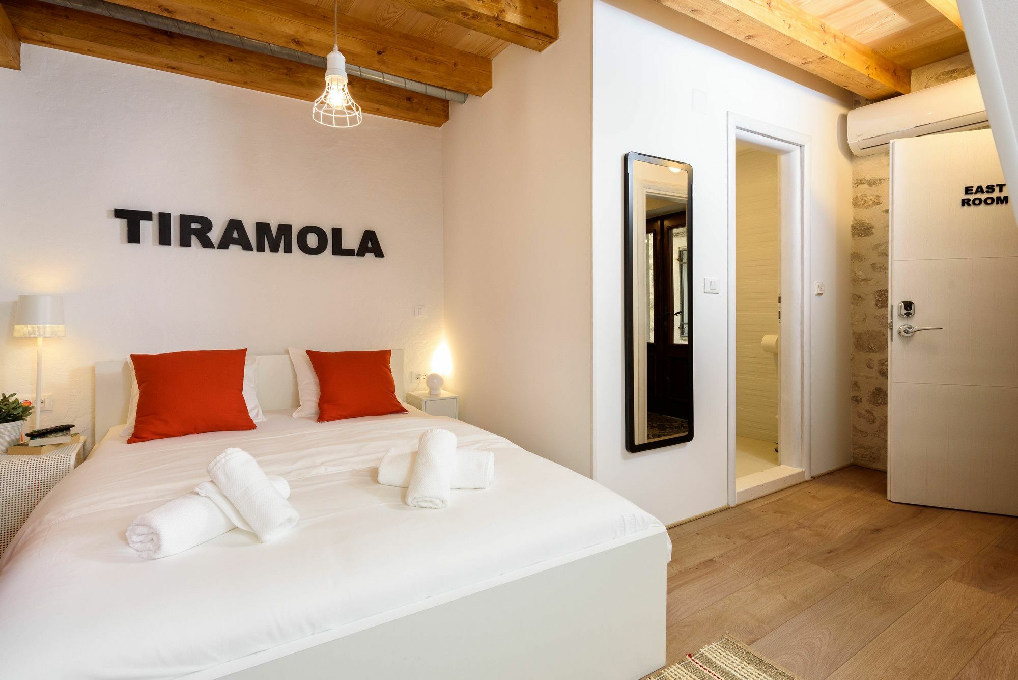 Apartments & Rooms Tiramola - Old Town Trogir Exterior foto